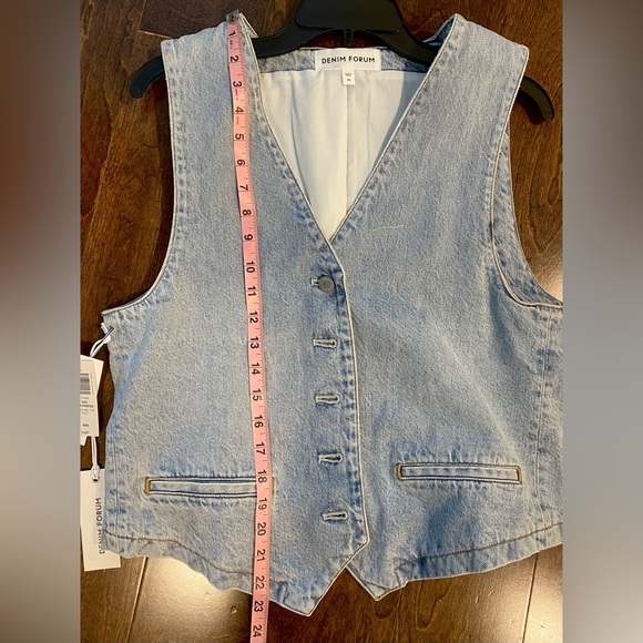 NWT Aritzia Denim Forum 90’s Boyfriend Denim Vest - Picture 11 of 11